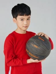 孙浠伦