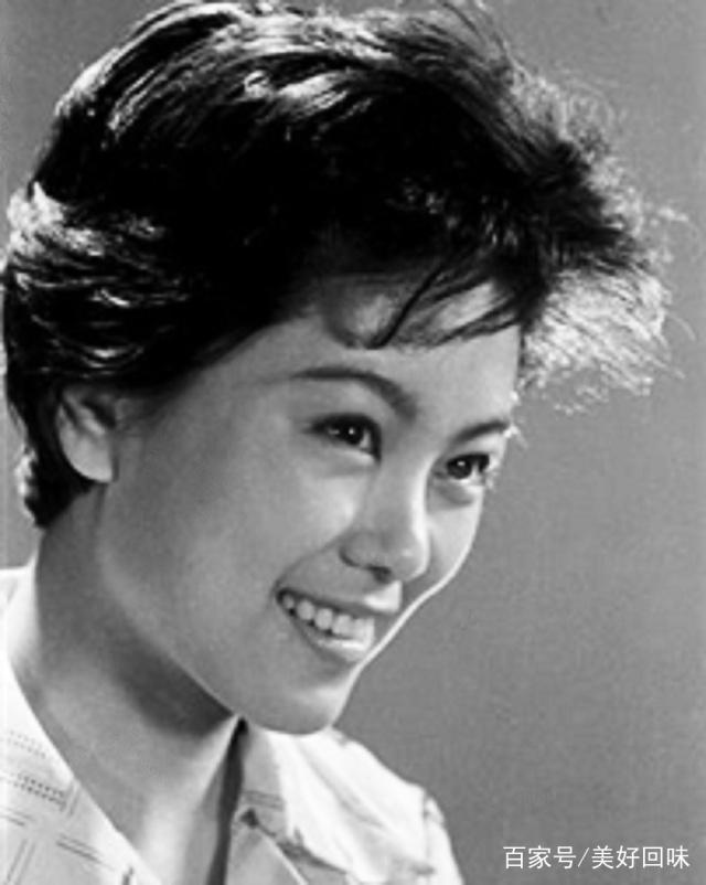 杜凤霞