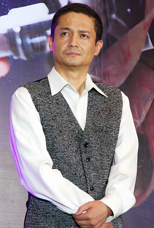 山崎敬一