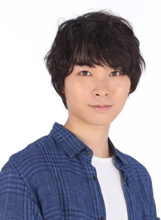 上村祐翔