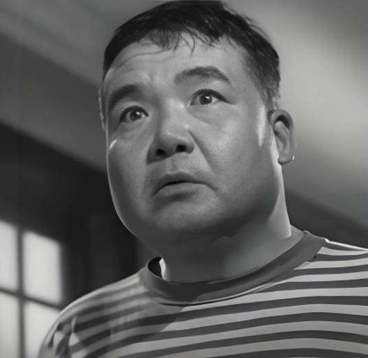 关宏达