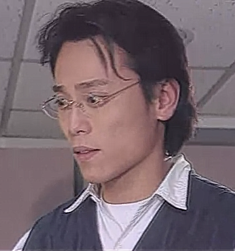 陈威安