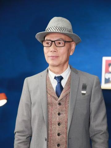 罗家英