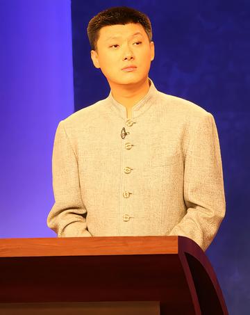 袁腾飞