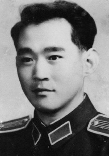 文卜东