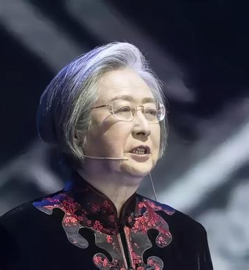 曹雷
