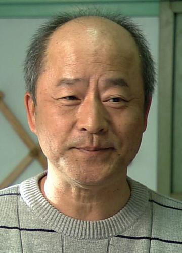 班铁翔