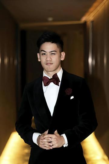 李淳