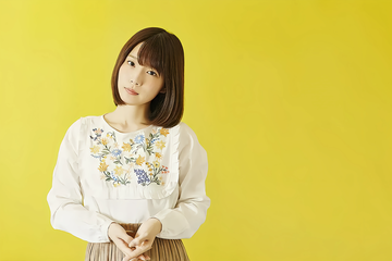 内田真礼