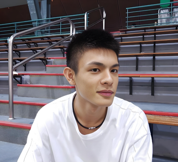 邱以太