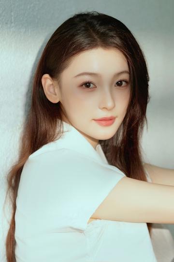 尚新月