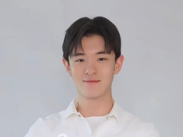 李哲霆