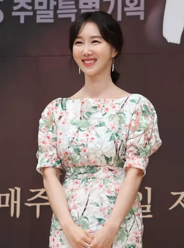 吴妍儿