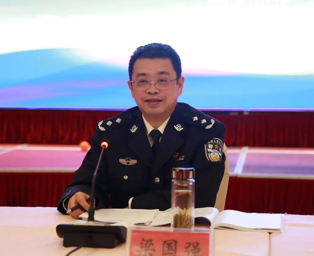 梁國強
