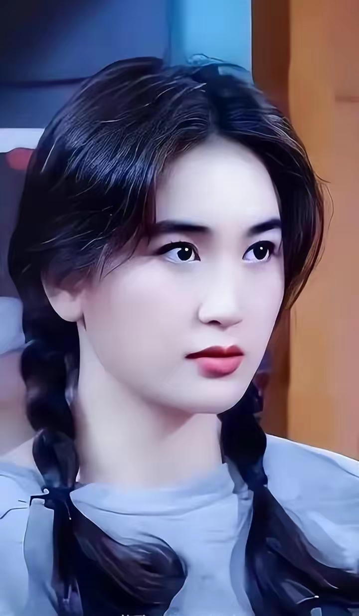温碧霞