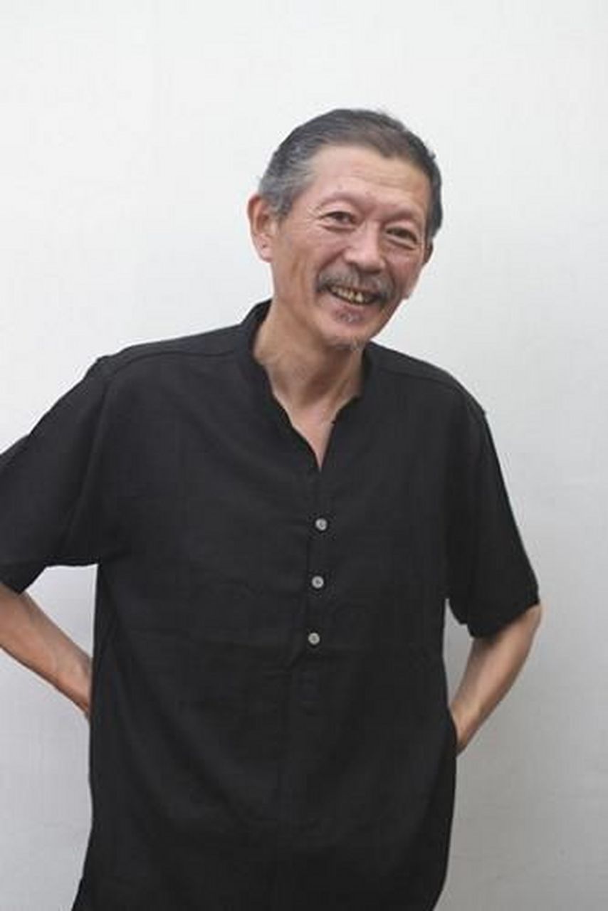 罗渝中