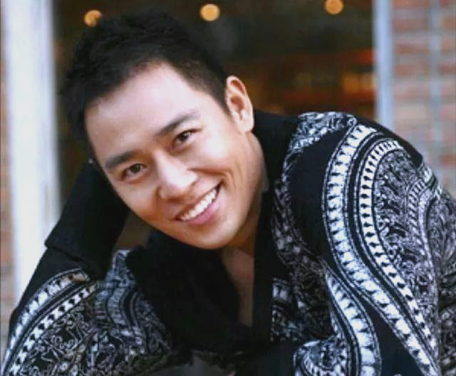 王小毅
