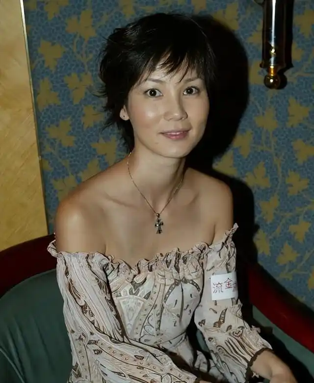 宝珮如