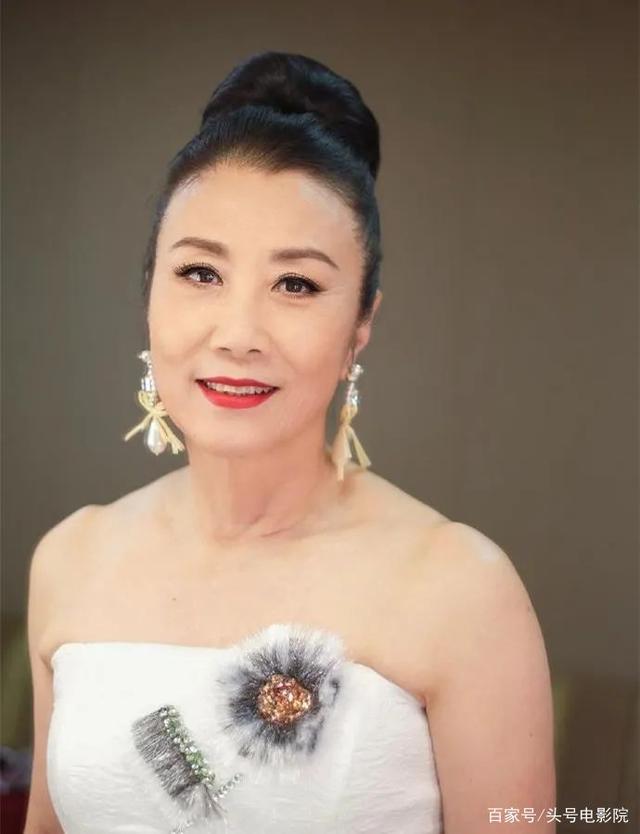汪明荃