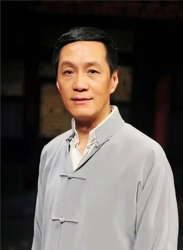 冯振舟