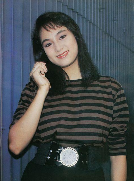 何美婷