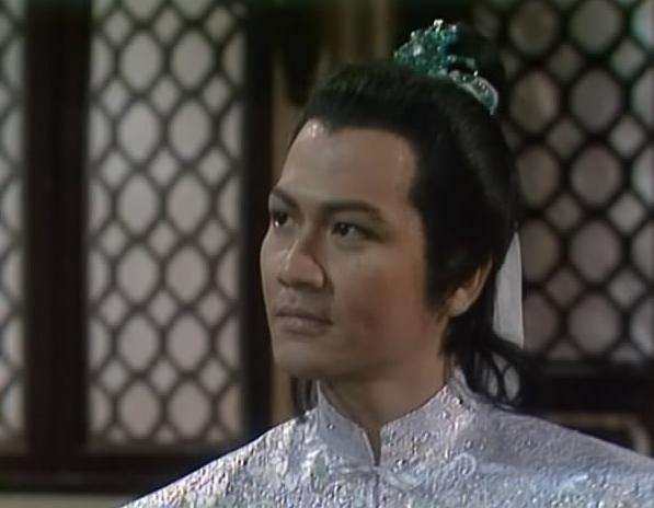 黄允材