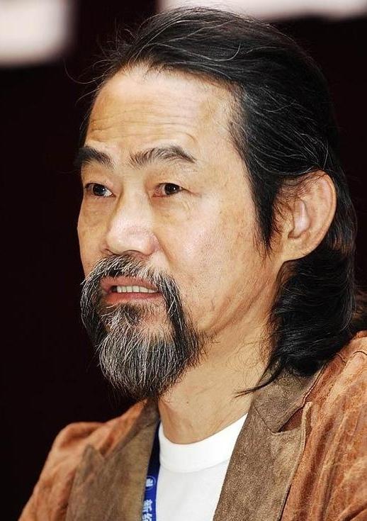 杨亮