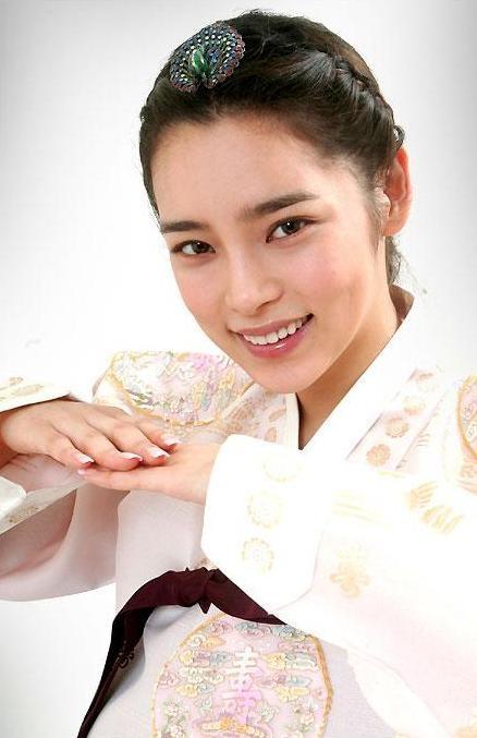 李齐佳
